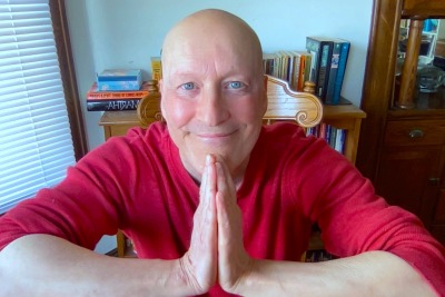 1:1 Coaching Laughter, Mindfulness, Mime & More Robert Rivest CMT 397985295_10160607129106590_3396539905805956644_n.jpg
